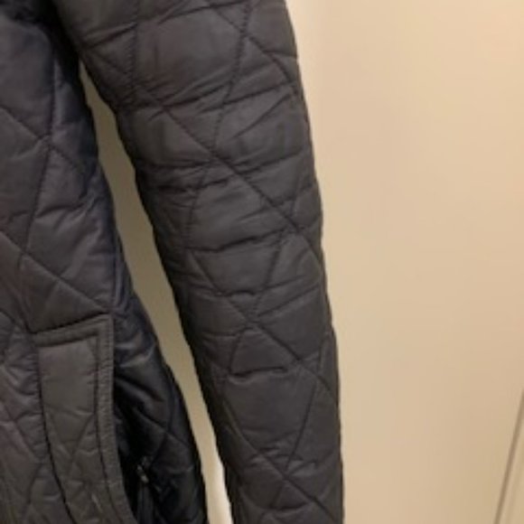 Burberry Coat - Picture 4 of 6